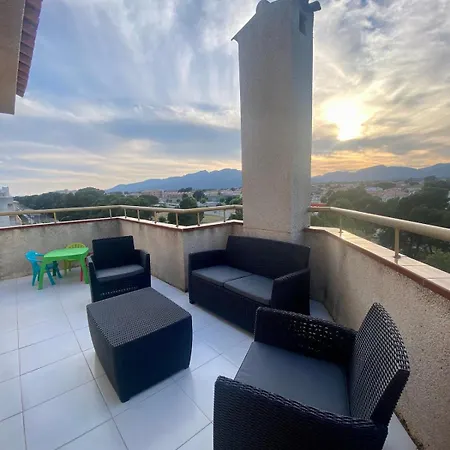 Atico Apartment *